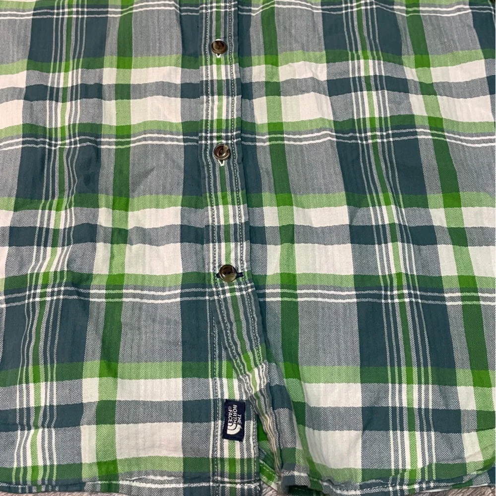 The North Face Green and White‎ Plaid Button Down Shirt size Medium